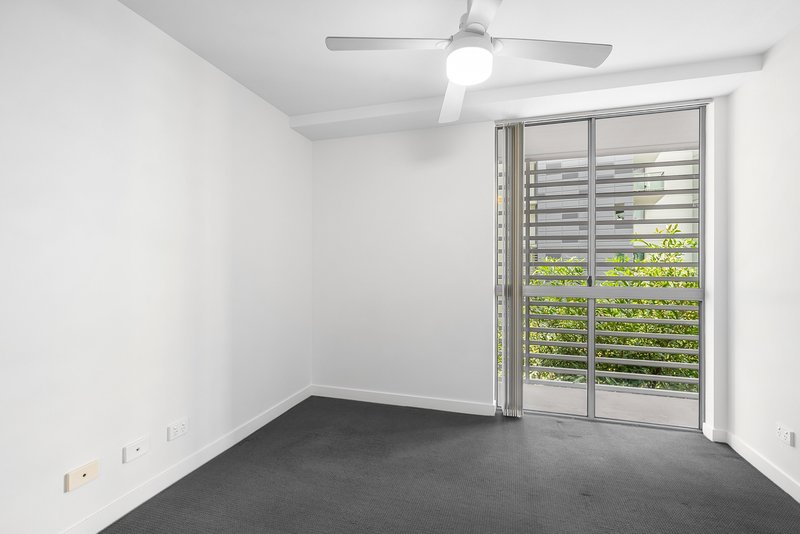 Photo - 1202/100 Quay Street, Brisbane City QLD 4000 - Image 6