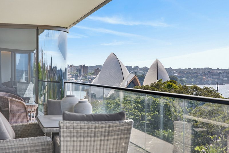 Photo - 1202/71 Macquarie Street, Sydney NSW 2000 - Image 2