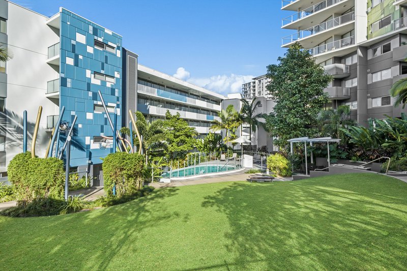 Photo - 1203/16 Ramsgate Street, Kelvin Grove QLD 4059 - Image 4