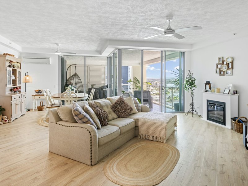 Photo - 1203/18 Fern Street, Surfers Paradise QLD 4217 - Image 7