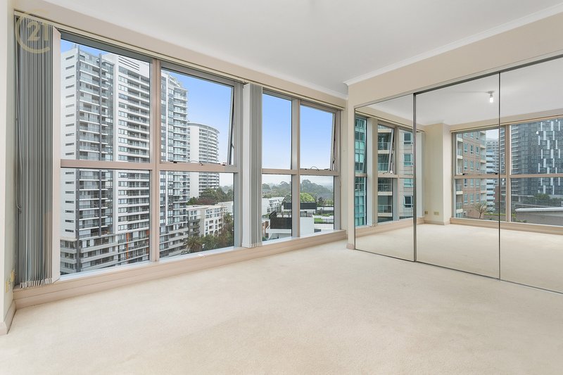 Photo - 1203/2B Help Street, Chatswood NSW 2067 - Image 3