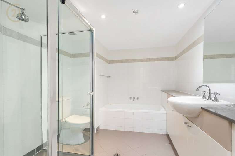 Photo - 1203/2B Help Street, Chatswood NSW 2067 - Image 6