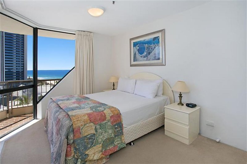 Photo - 1203/3 Hanlan Street, Surfers Paradise QLD 4217 - Image 5