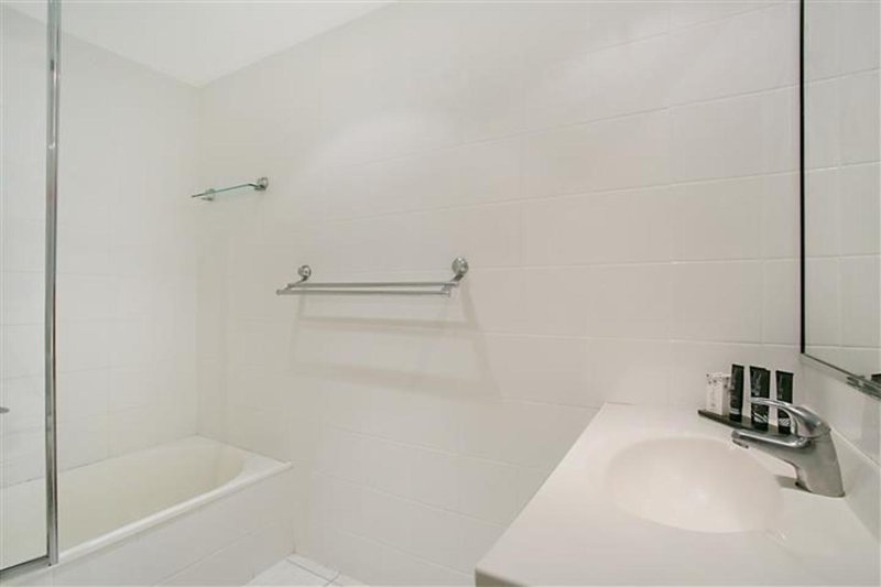 Photo - 1203/3 Hanlan Street, Surfers Paradise QLD 4217 - Image 6