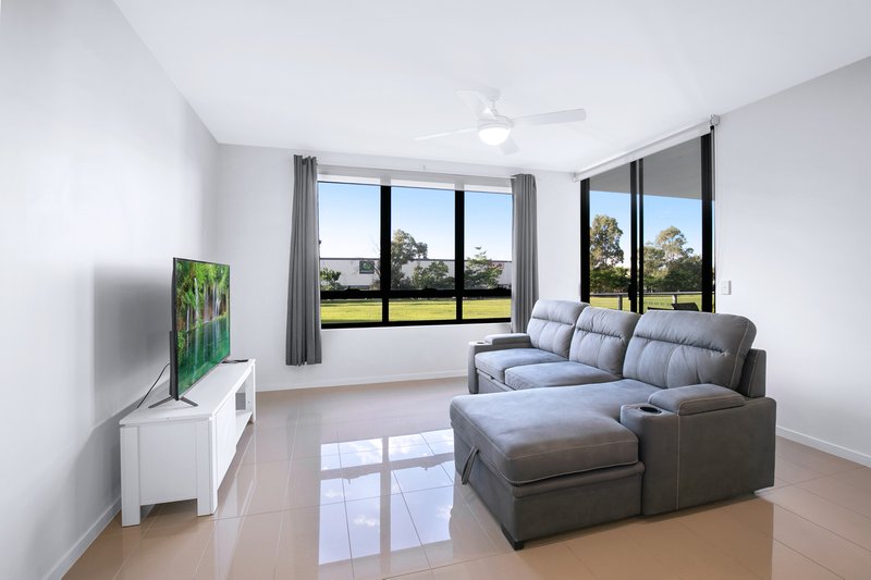 Photo - 1203/58 Mount Cotton Road, Capalaba QLD 4157 - Image 4