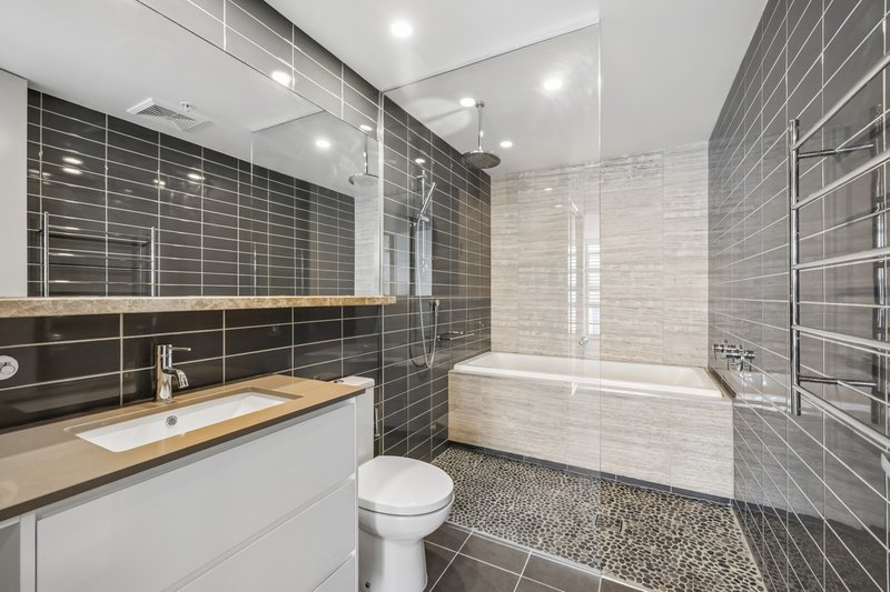 Photo - 1203/99 Marine Parade, Redcliffe QLD 4020 - Image 16