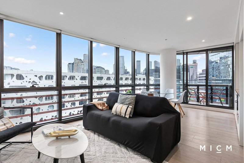 Photo - 1203N/883 Collins Street, Docklands VIC 3008 - Image 2