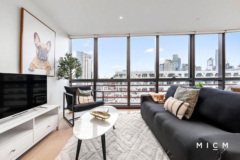 Photo - 1203N/883 Collins Street, Docklands VIC 3008 - Image 3