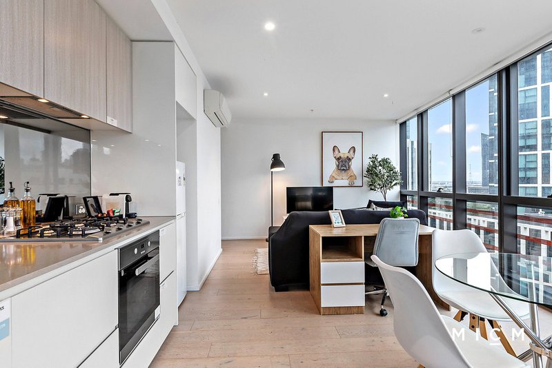 Photo - 1203N/883 Collins Street, Docklands VIC 3008 - Image 4