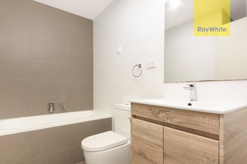 Photo - 1204/11 Hassall Street, Parramatta NSW 2150 - Image 8