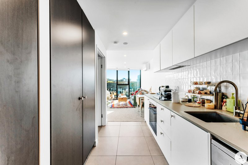 Photo - 1204/2 Furzer Street, Phillip ACT 2606 - Image 6