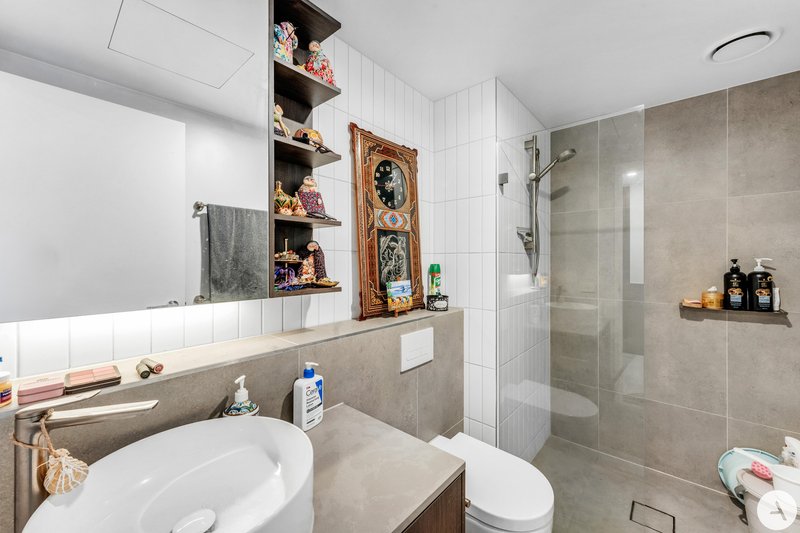 Photo - 1204/2 Furzer Street, Phillip ACT 2606 - Image 8