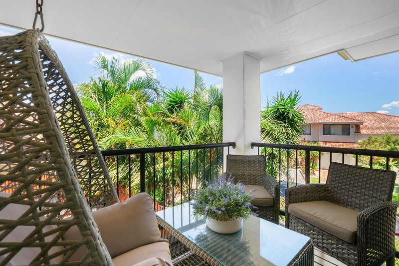 Photo - 1204/2 Gentian Drive, Arundel QLD 4214 - Image 13