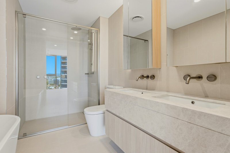 Photo - 1204/30 First Avenue, Broadbeach QLD 4218 - Image 14