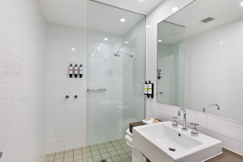 Photo - 1205/3 Birkdale Place, Magenta NSW 2261 - Image 11