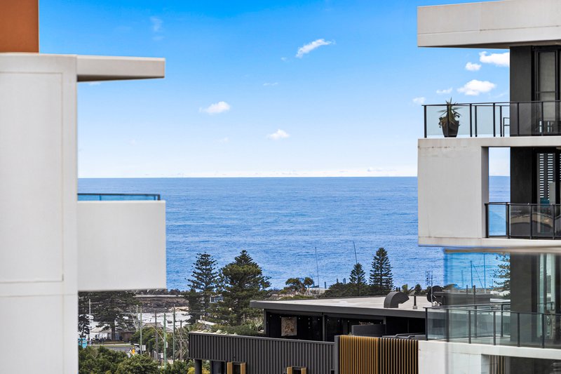 Photo - 1205/30 Burelli Street, Wollongong NSW 2500 - Image 4