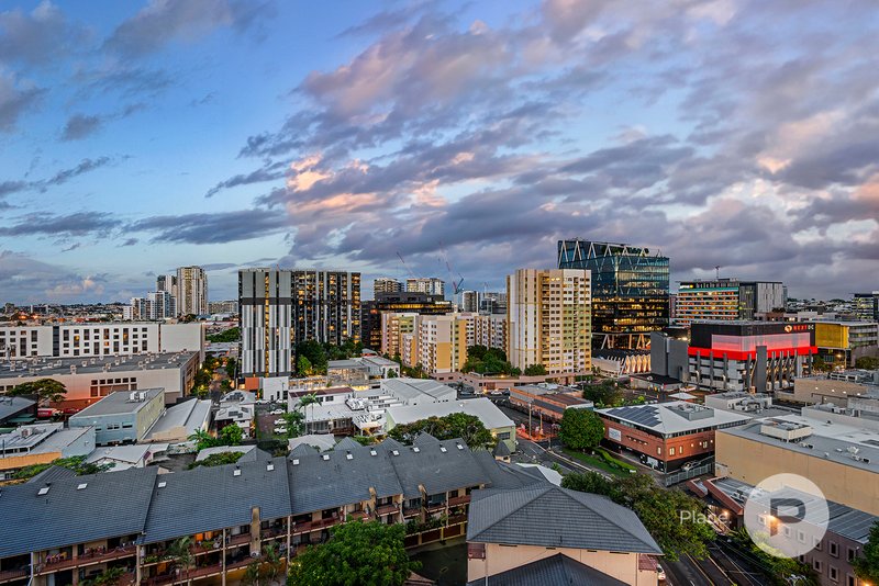 Photo - 1205/348 Water Street, Fortitude Valley QLD 4006 - Image 11