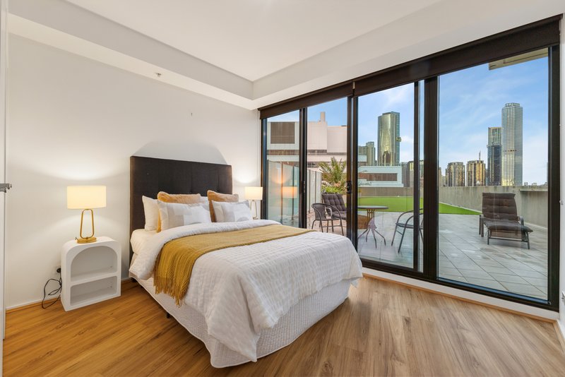 Photo - 1205/60 Siddeley Street, Docklands VIC 3008 - Image 6