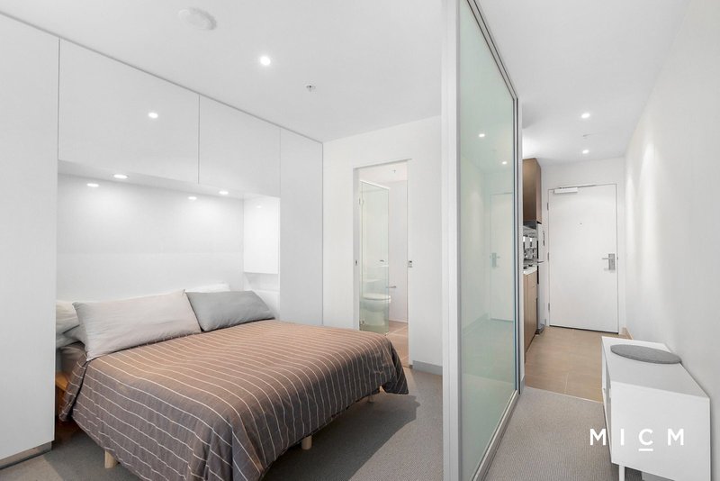 Photo - 1206/53 Batman Street, West Melbourne VIC 3003 - Image 6