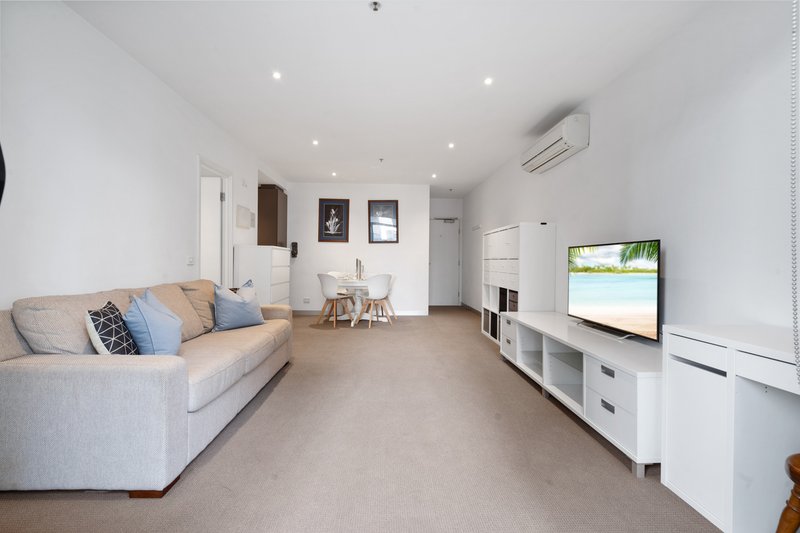 Photo - 1207/109 Clarendon Street, Southbank VIC 3006 - Image 2