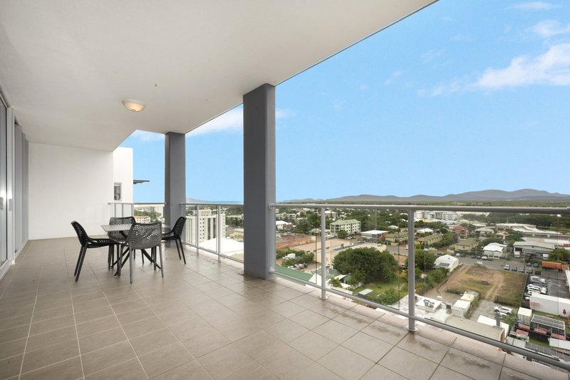 Photo - 1207/2 Dibbs Street, South Townsville QLD 4810 - Image 2