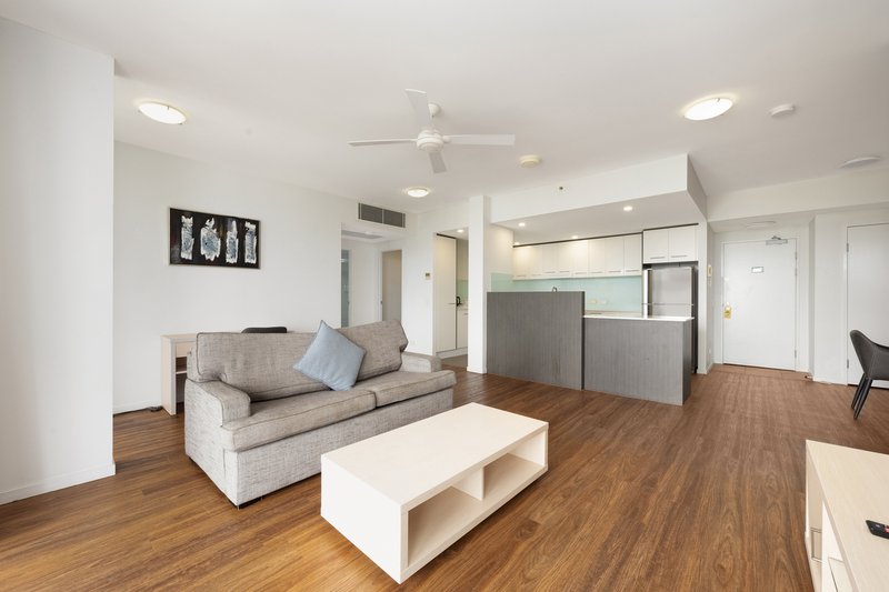 Photo - 1207/2 Dibbs Street, South Townsville QLD 4810 - Image 5