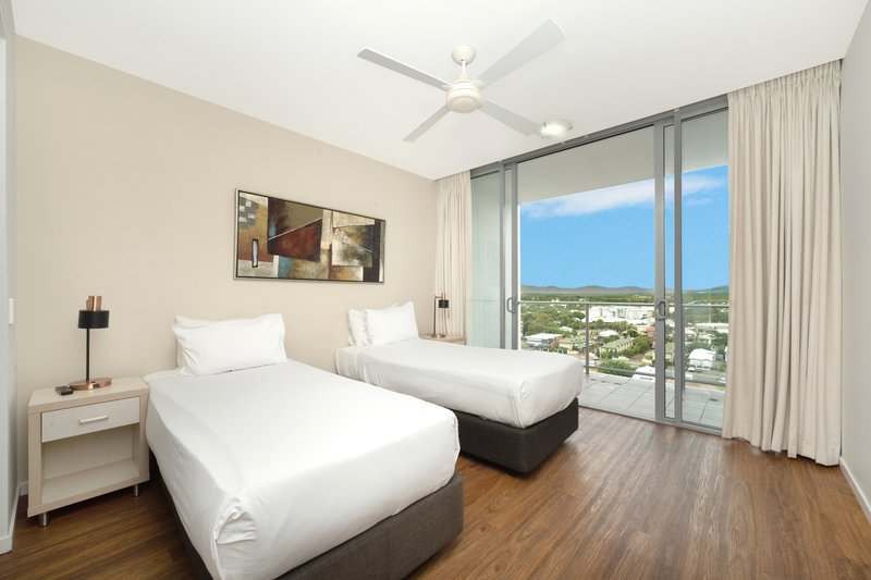 Photo - 1207/2 Dibbs Street, South Townsville QLD 4810 - Image 7
