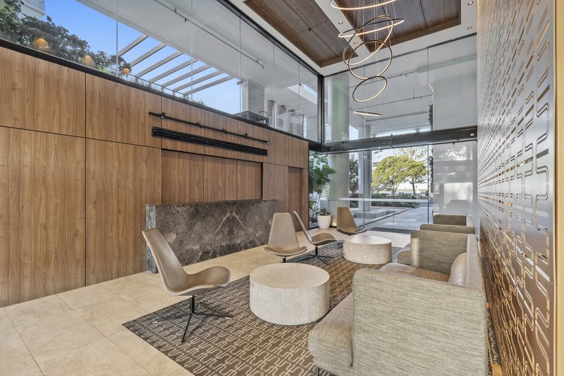 Photo - 1207/372 Marine Parade, Labrador QLD 4215 - Image 23