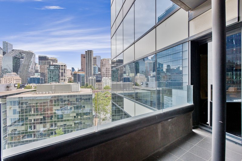 Photo - 1208/7 Riverside Quay, Southbank VIC 3006 - Image 7