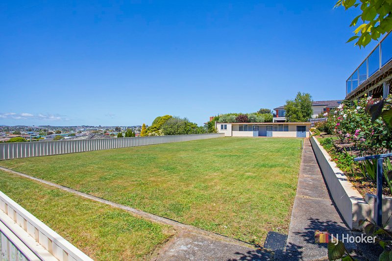 Photo - 121-123 George Street, Devonport TAS 7310 - Image 20