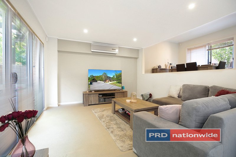 Photo - 1/21-25 Orth Street, Kingswood NSW 2747 - Image 3