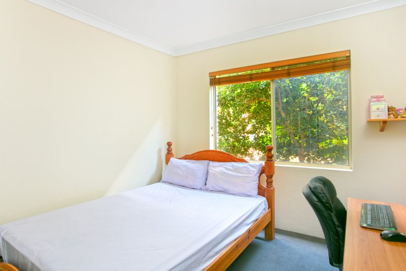 Photo - 1/21-27 Holborn Avenue, Dee Why NSW 2099 - Image 4