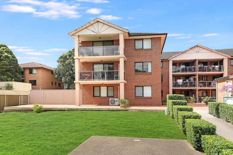 1/21-27 Weigand Avenue, Bankstown NSW 2200