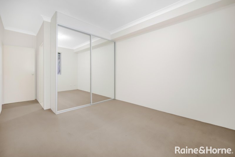 Photo - 12/1-3 Putland Street, St Marys NSW 2760 - Image 5