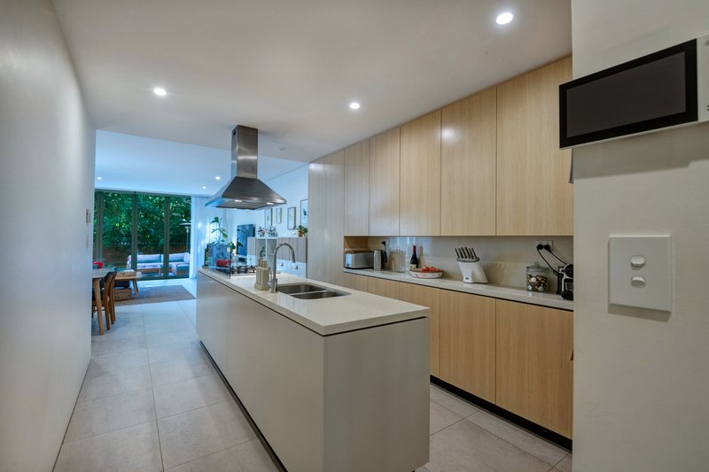 Photo - 12/1-7 Waratah Avenue, Randwick NSW 2031 - Image 4