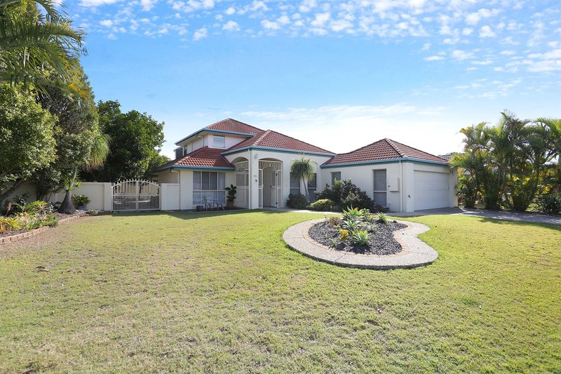 Photo - 121 Avon Avenue, Banksia Beach QLD 4507 - Image 1