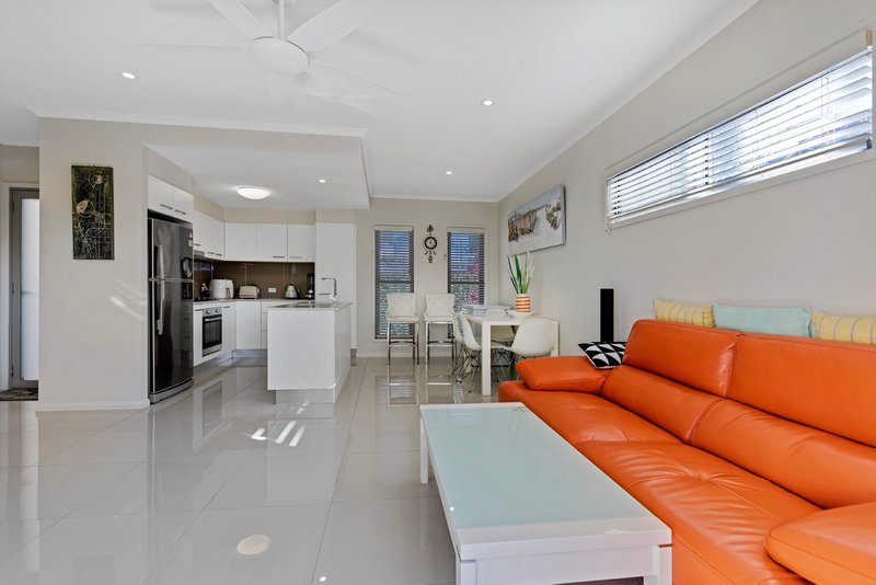 Photo - 1/21 Baden Powell Street, Maroochydore QLD 4558 - Image 6