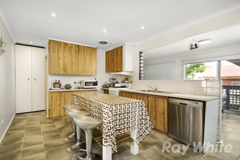 Photo - 1/21 Barbara Avenue, Dandenong North VIC 3175 - Image 3