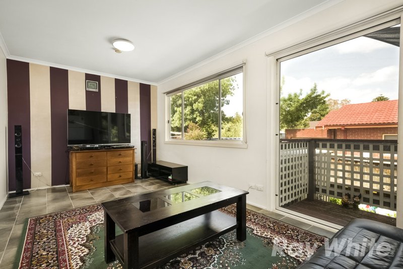 Photo - 1/21 Barbara Avenue, Dandenong North VIC 3175 - Image 7