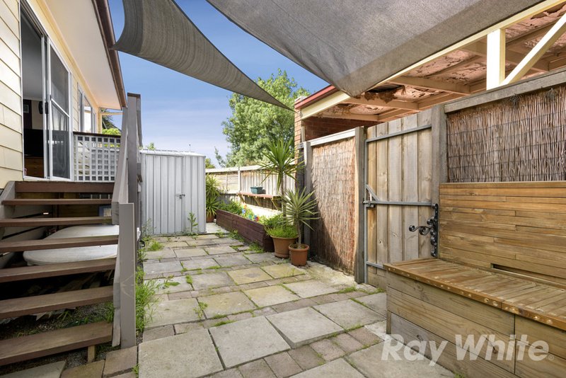 Photo - 1/21 Barbara Avenue, Dandenong North VIC 3175 - Image 10