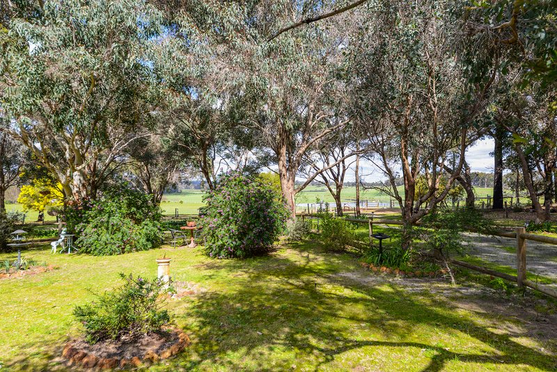 Photo - 121 Barrabup Road, Nannup WA 6275 - Image 17