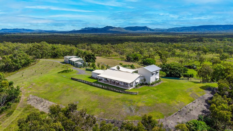 121 Barretts Creek Road, Cooktown QLD 4895