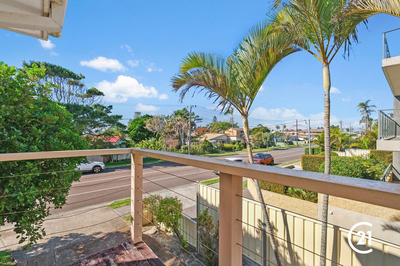 Photo - 1/21 Bay Road, The Entrance NSW 2261 - Image 2