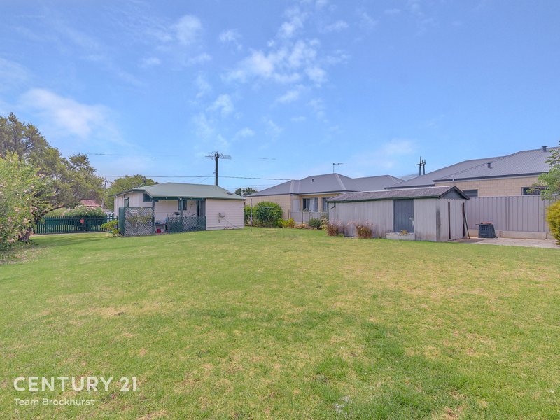 Photo - 121 Bickley Road, Beckenham WA 6107 - Image 3