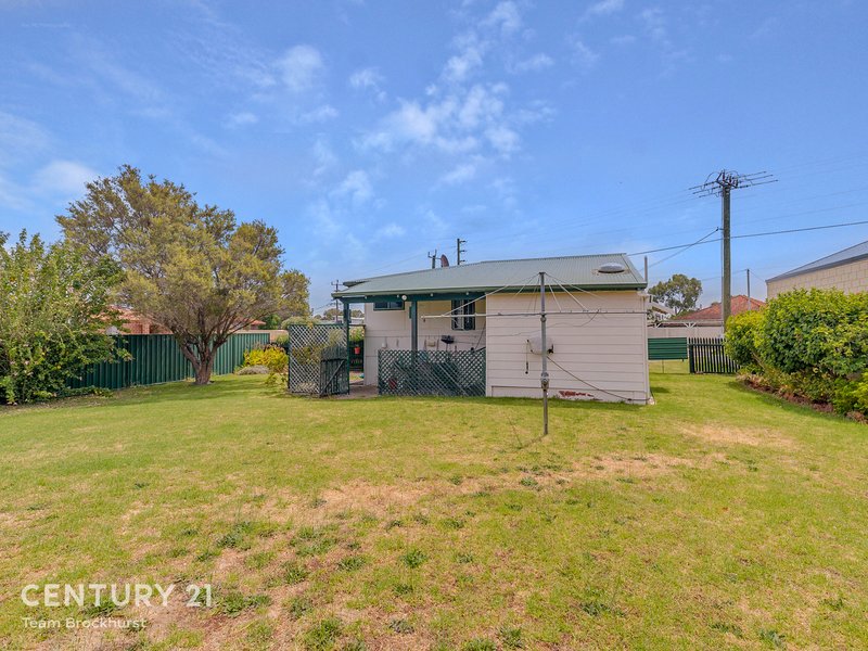 Photo - 121 Bickley Road, Beckenham WA 6107 - Image 13