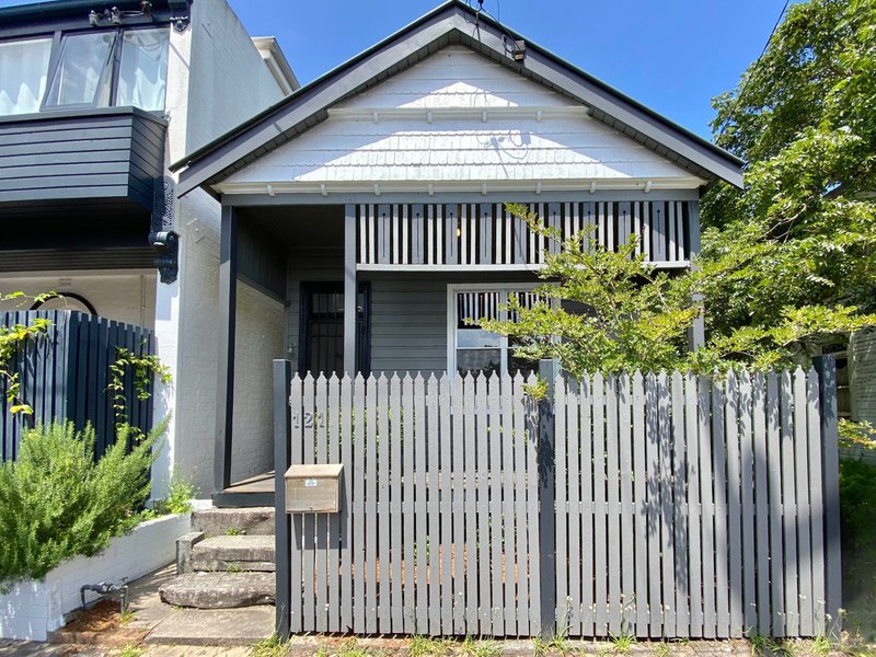 121 Bruce Street, Cooks Hill NSW 2300