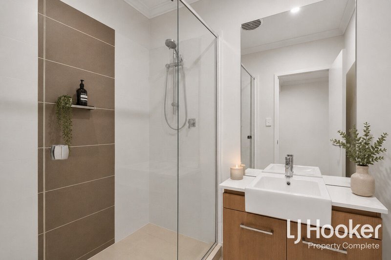 Photo - 121 Buxton Avenue, Yarrabilba QLD 4207 - Image 10