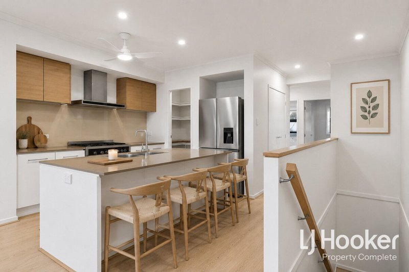 Photo - 121 Buxton Avenue, Yarrabilba QLD 4207 - Image 15