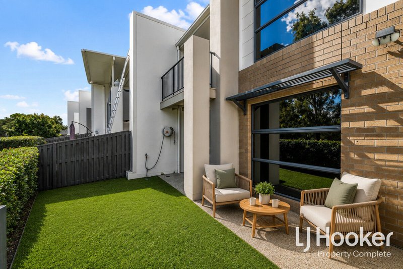 Photo - 121 Buxton Avenue, Yarrabilba QLD 4207 - Image 16