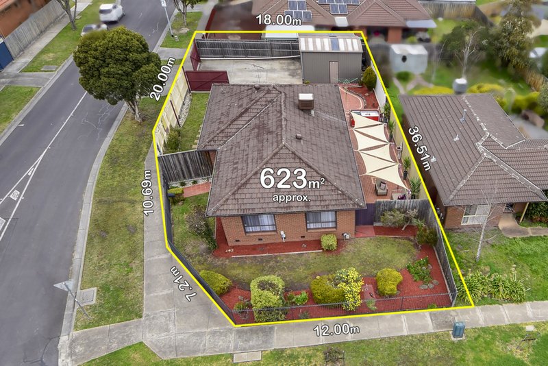 121 Centenary Drive, Mill Park VIC 3082